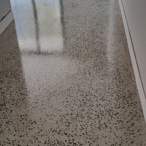 supa floors hermanus, Polished Concrete Hornveld mix 13-19mm Stone